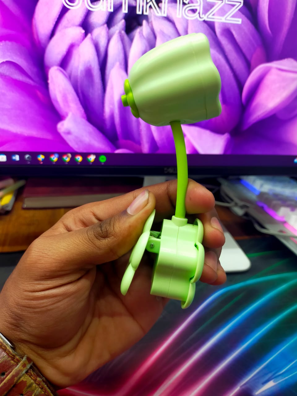 Flower Clip Lamp Flower Clip Lamp