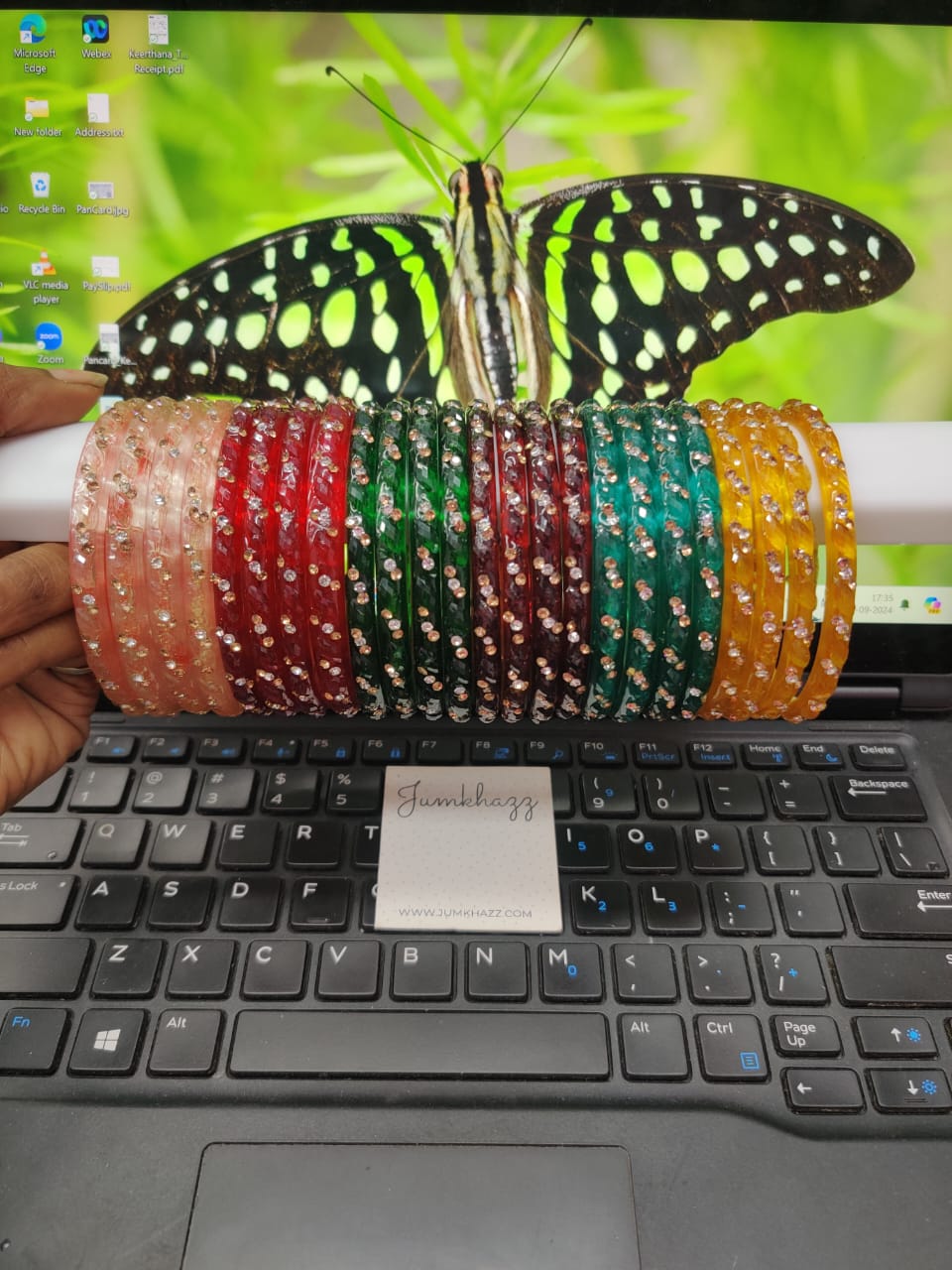 2.10 glass bangle JBAN50 2.10 glass bangle JBAN50