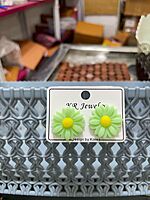 Flower stud JCS653