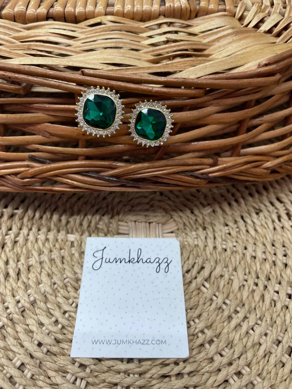 Party wear stud JFE636