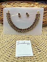 Short necklace JNC119