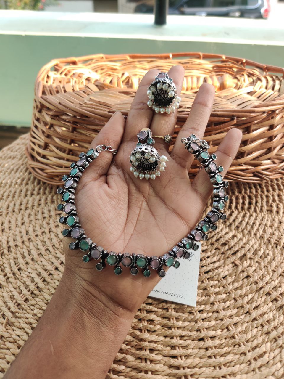 neckpiece with jumkha JNC144