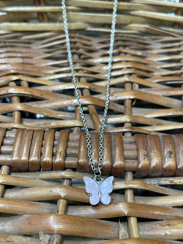 Butterfly charm chain JNCC110 Butterfly charm chain JNCC110