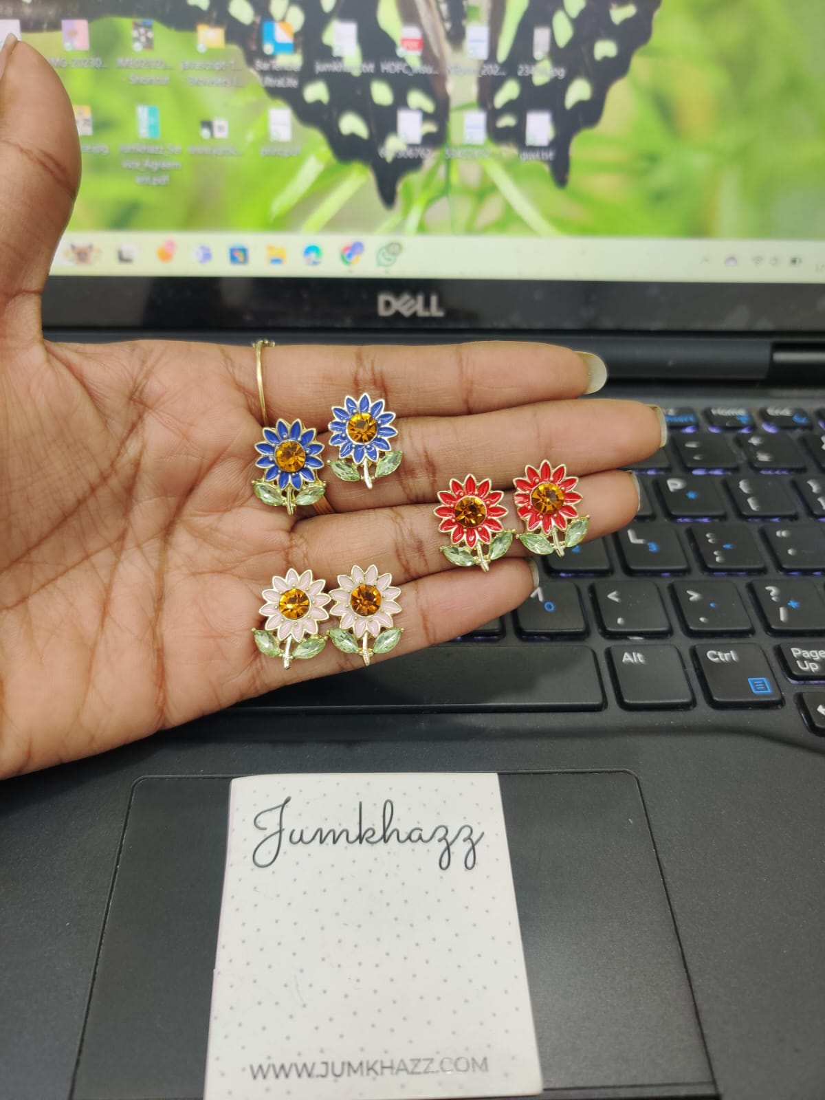 flower stud flower stud